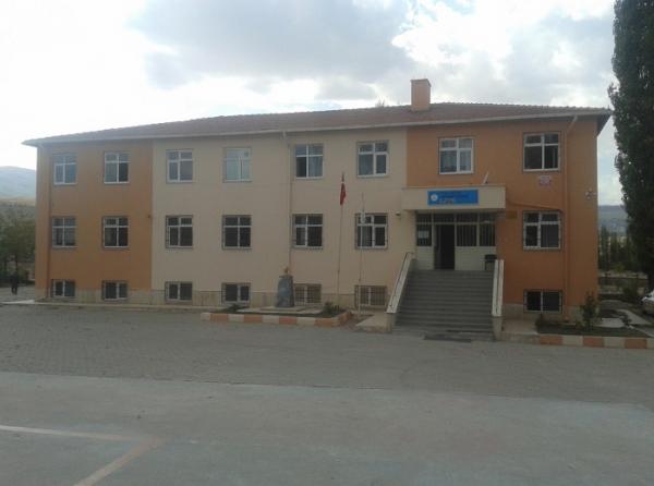 Yıldıztepe Zeynep Erden Ortaokulu Fotoğrafı