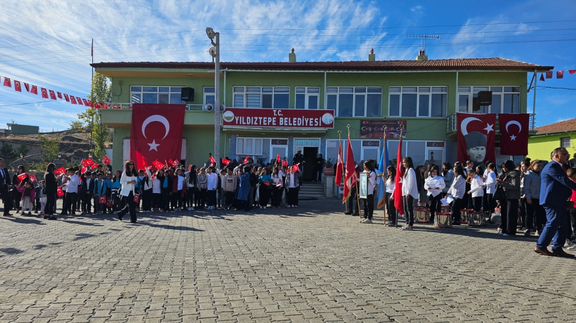 Cumhuriyetimizin kuruluşunun 101. yıl dönümünü büyük bir coşku, heyecan ve gururla kutladık...